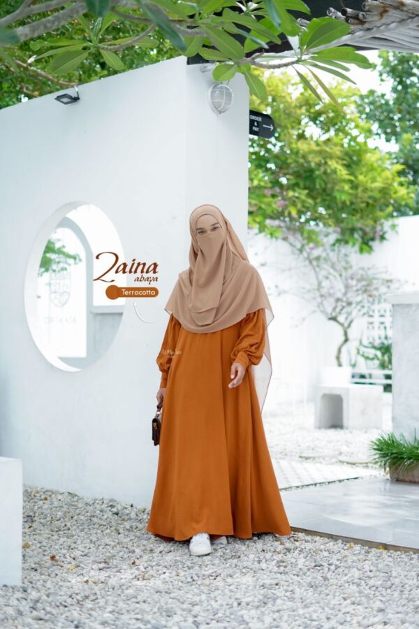 Zaina Abaya